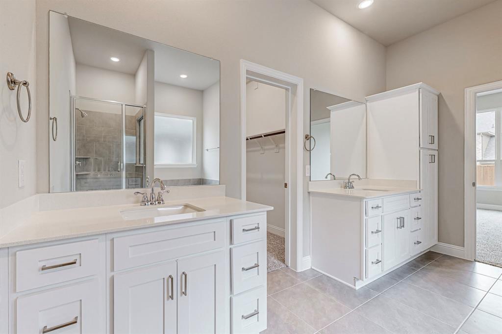 ANACAPRI PHASE 1A - Residential Lease