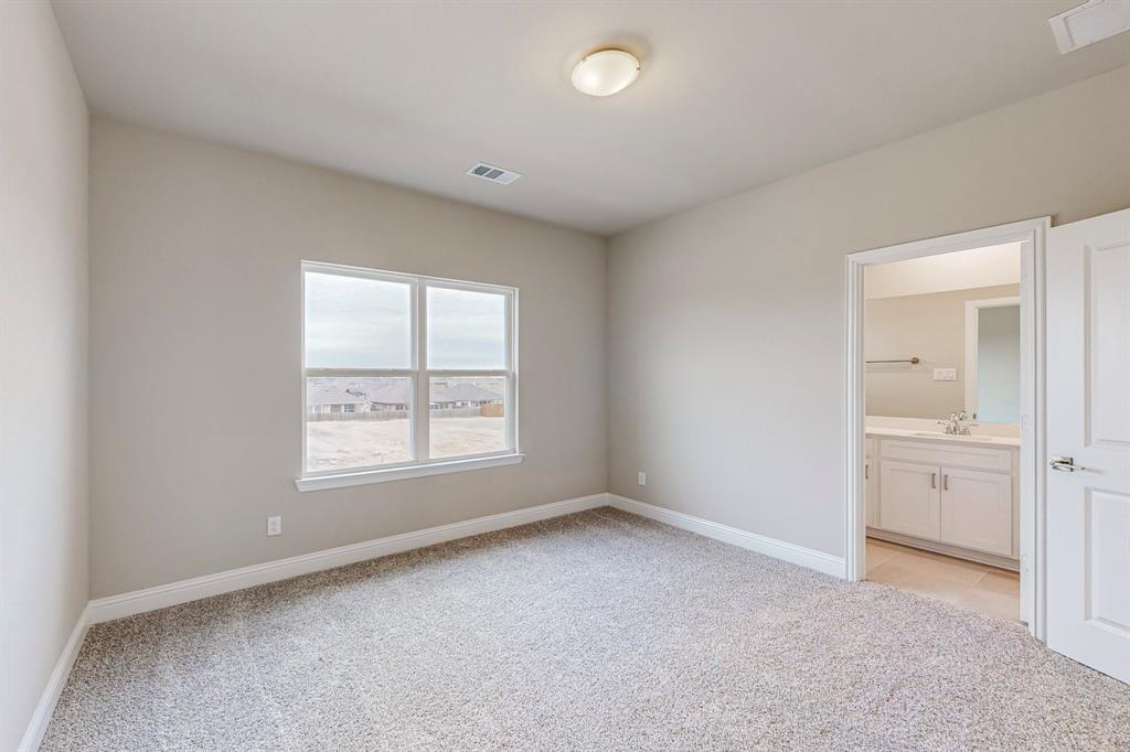 ANACAPRI PHASE 1A - Residential Lease