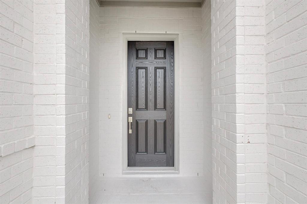 ANACAPRI PHASE 1A - Residential Lease