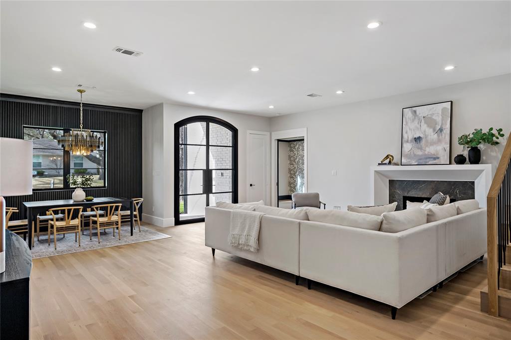 Williams-Caruth Terrace - Residential