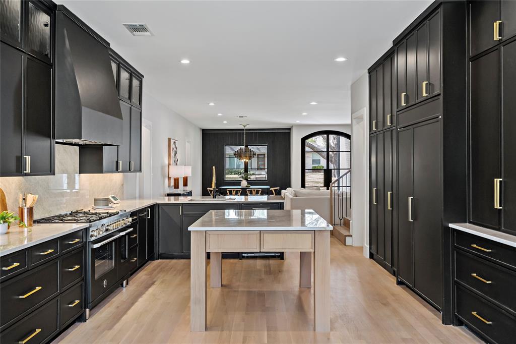 Williams-Caruth Terrace - Residential