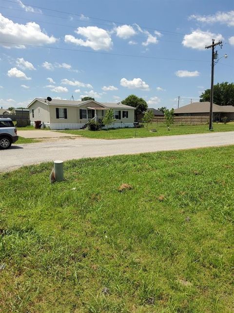 101 Pruett Street Blue Ridge TX 75424