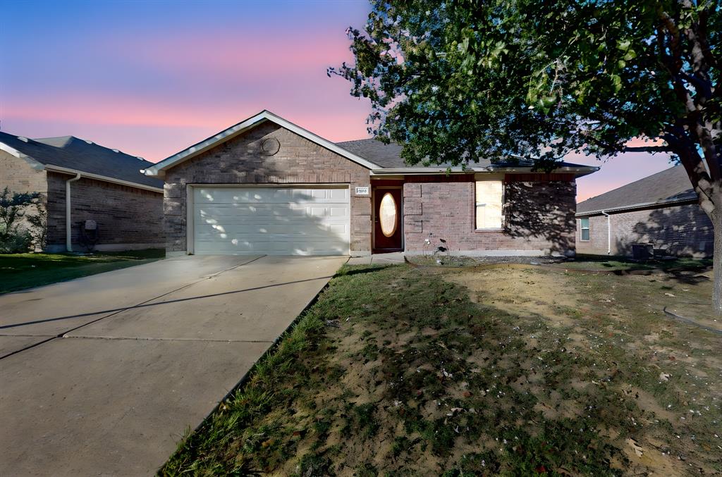Photo of 1449 Waterford Drive, Little Elm, TX 75068 (MLS # 21409156)
