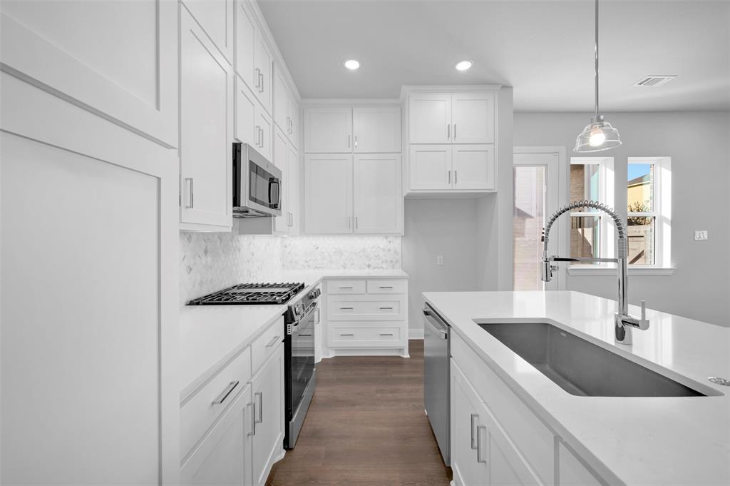 Painted Tree-Woodland West - Residential