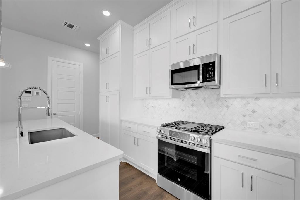 Painted Tree-Woodland West - Residential