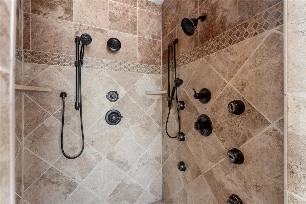 Country Club Estates III - Residential