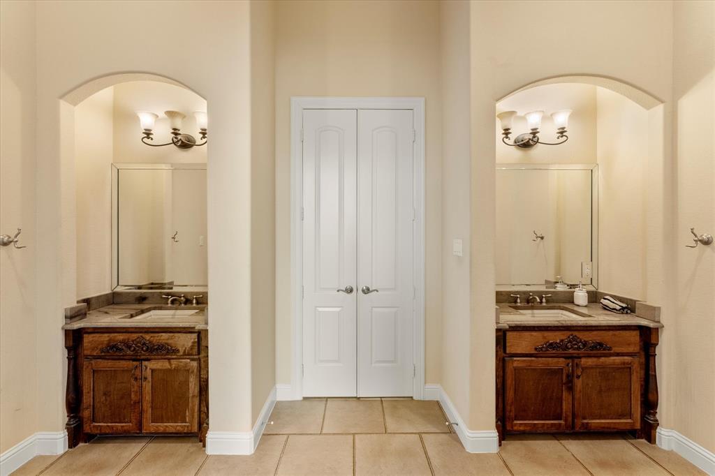 Country Club Estates III - Residential