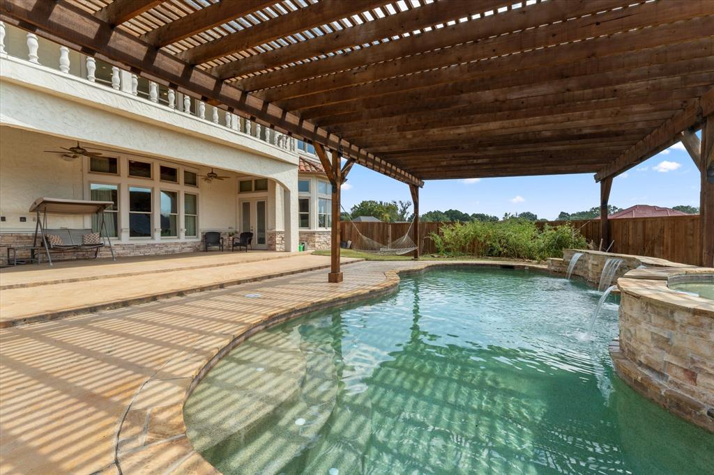 Country Club Estates III - Residential