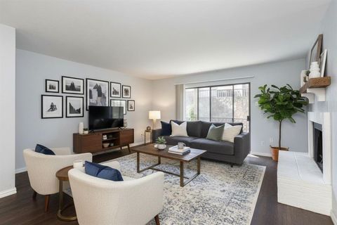 Photo of 4503 N OConnor Road #1113, Irving, TX 75062 (MLS # 21160835)