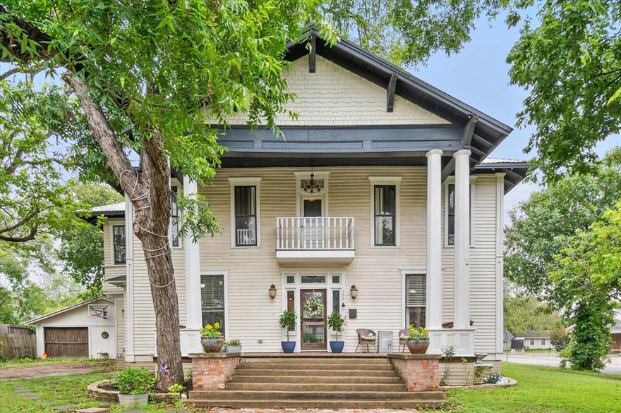 Welcome to this beautifully renovated Colonial Revival style home!!!ROOF REPLACED WITH IMPACT RESISTANT SHINGLES & EXTERIOR TO BE REPAINTED DEC 2025. Located just minutes from downtown Hillsboro in coveted Steiner Donation. From the custom wood and ceramic flooring to coffered ceilings, you will not miss the attention to detail in this incredible find. The home is spacious and offers four bedrooms, three full bathrooms, two bonus rooms, a large formal dining room and private office. The property sits on a corner lot with a large detached garage that is perfect for vehicles or additional storage. 3D walkthrough located in virtual tours.