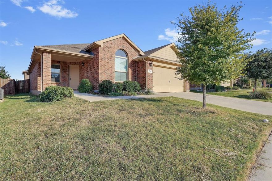 4-2-2 Meridian Floor Plan-Elevation B with front Study*Great open floor plan with spacious Living opening to Dining & Kitchen with loads of cabinets,granite counter tops,Breakfast Bar & walk-in Pantry*Split Bedroom arrangement with Private Master & walk-in Closet*Tiled wet areas & great Energy Saving features*Covered back Patio,covered front Porch & 6 ft privacy fenced Backyard*Full Sprinkler System, ready to move in, easy access to I30 and 820