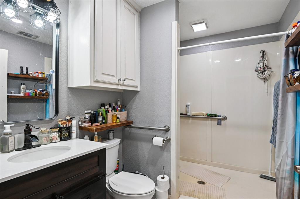 Woodlawn Ac #2 - Residential