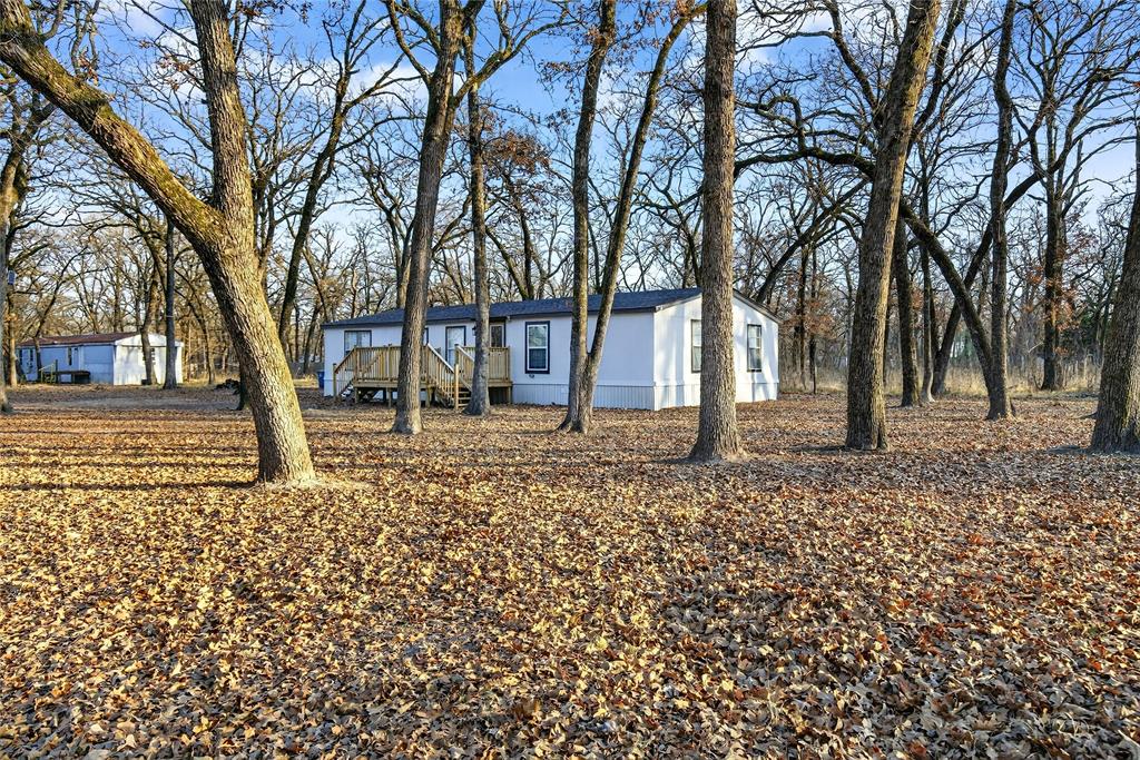 Photo 1 of 24 — 237 Wildflower Drive, Gun Barrel City, TX 75156