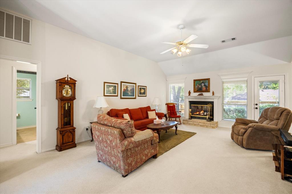 9008 Magnolia Vale Drive