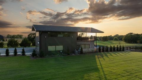 Tiny photo for 988 English Road, Rockwall, TX 75032 (MLS # 21065424)