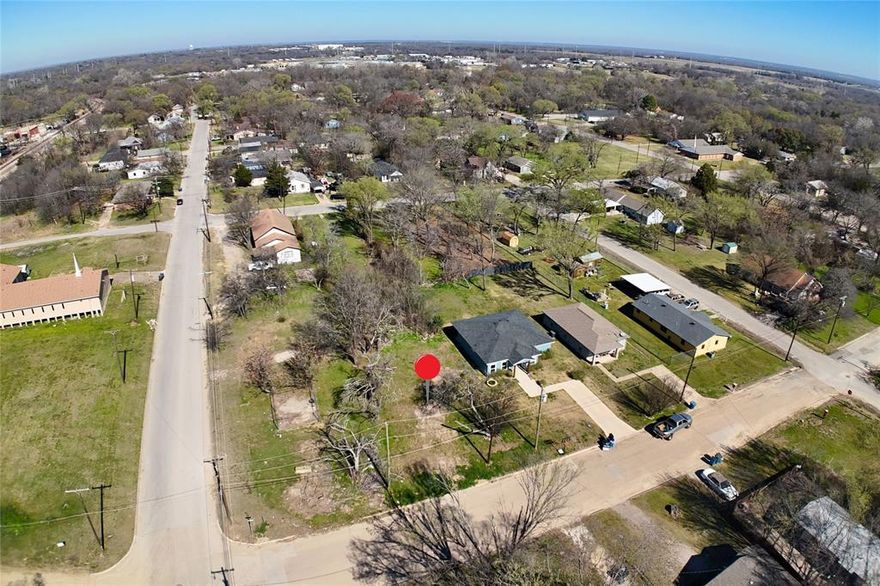 Beautiful residential lot within city limits of Corsicana ready for your dream home. Located in a growing area with many new builds nearby and excellent new construction options popping up all around, this site offers ideal access to city amenities, schools, shopping and recreation. Corsicana has strong community character, historic downtown, and increasing residential demand making this an excellent opportunity for builders or homeowners alike to invest in a thriving Texas town. Build your perfect home here and enjoy all that Corsicana living has to offer.