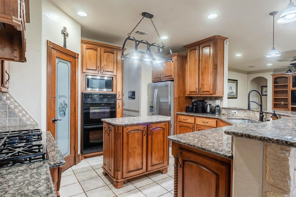 Lonesome Dove Estates - Residential