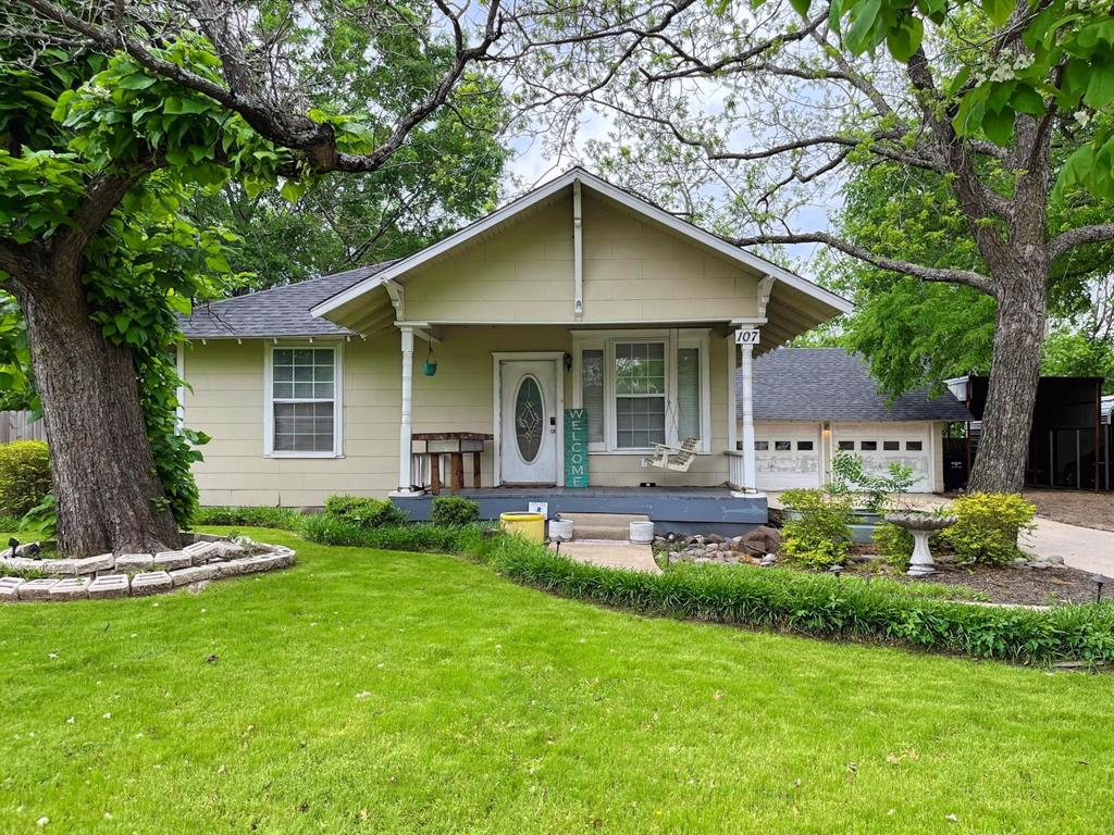 MLS: 20909616