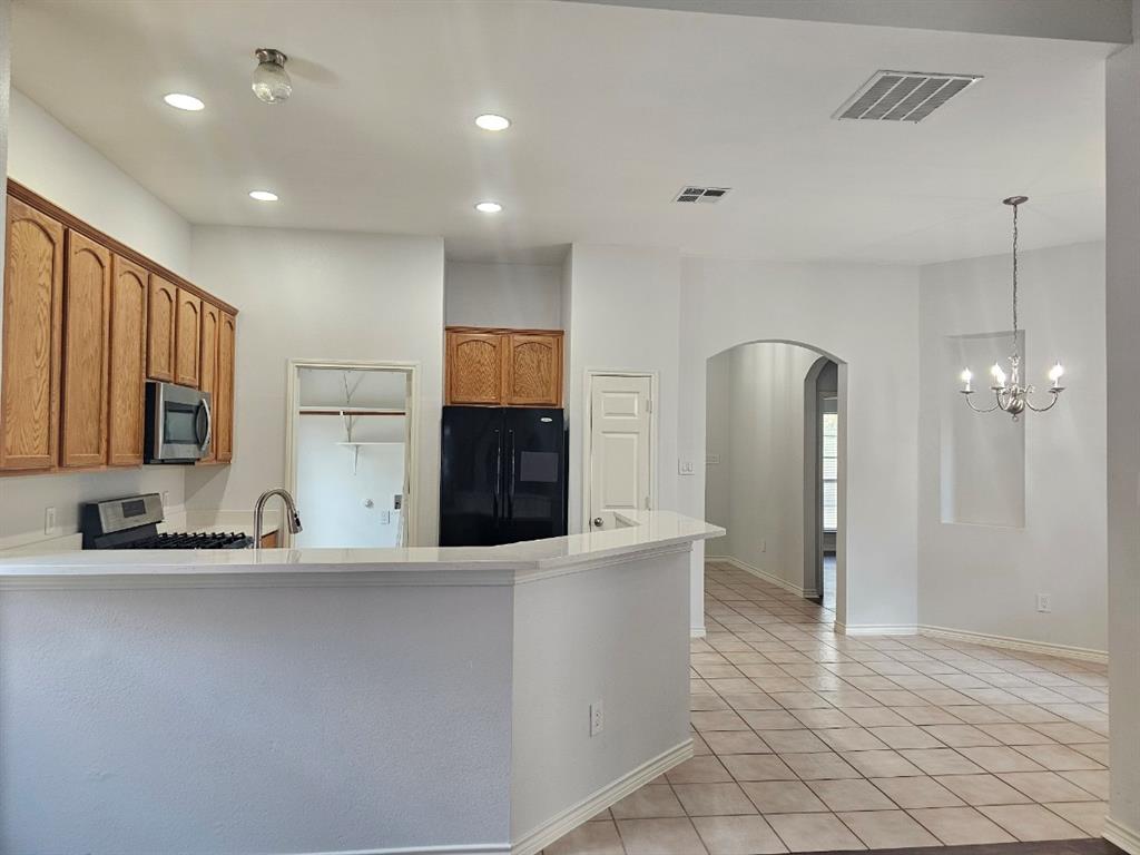 1333 cherokee rose Trail