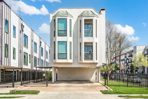 2002 N Fitzhugh Avenue 1 Dallas TX 75204