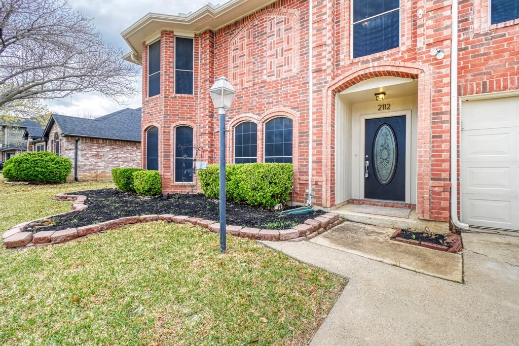 2112 Meadowview Drive