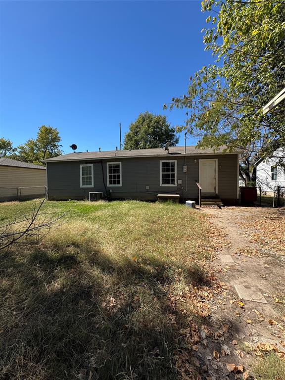 1406 Pecan