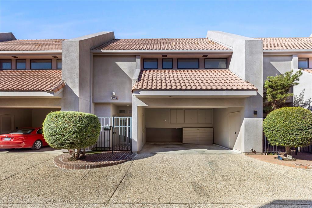 Compound Condo - Residential Lease