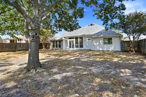 Tiny photo for 910 York Street, Forney, TX 75126 (MLS # 21393332)