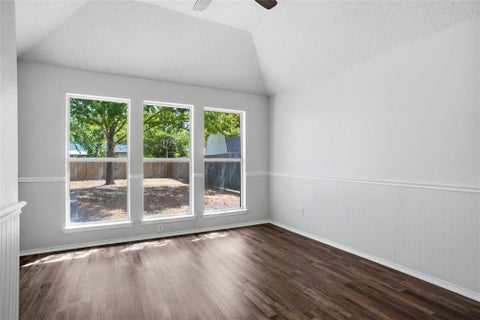 Tiny photo for 910 York Street, Forney, TX 75126 (MLS # 21393332)