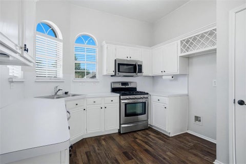 Tiny photo for 910 York Street, Forney, TX 75126 (MLS # 21393332)