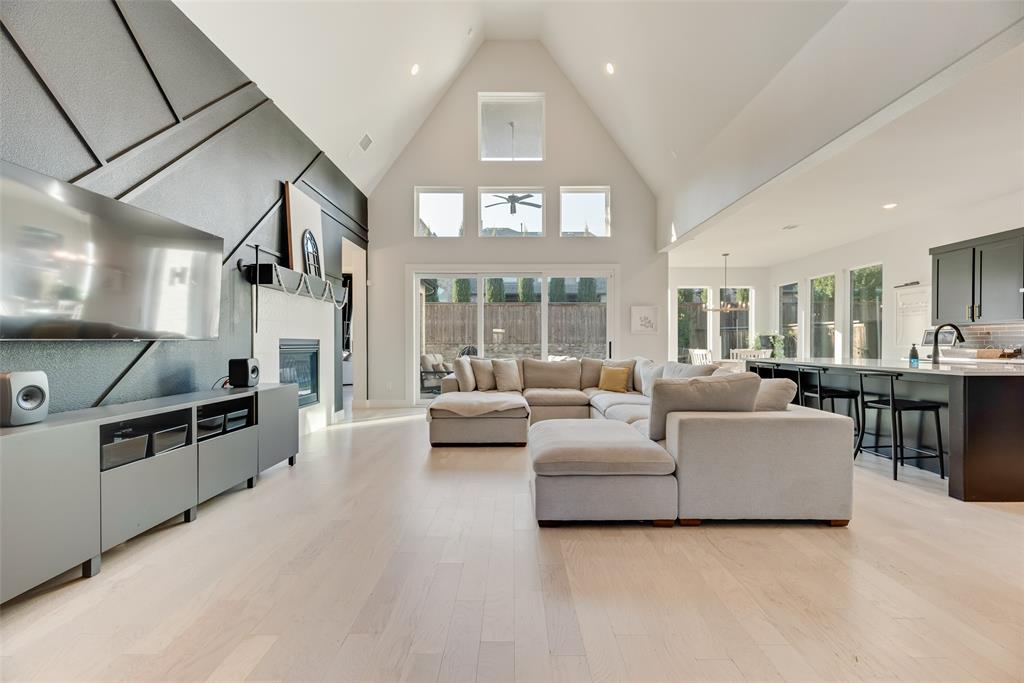 4113 Heatherton Drive