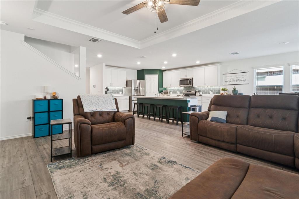 2101 Winding Creek Way