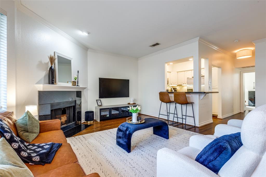 3208 Cole Avenue 1110