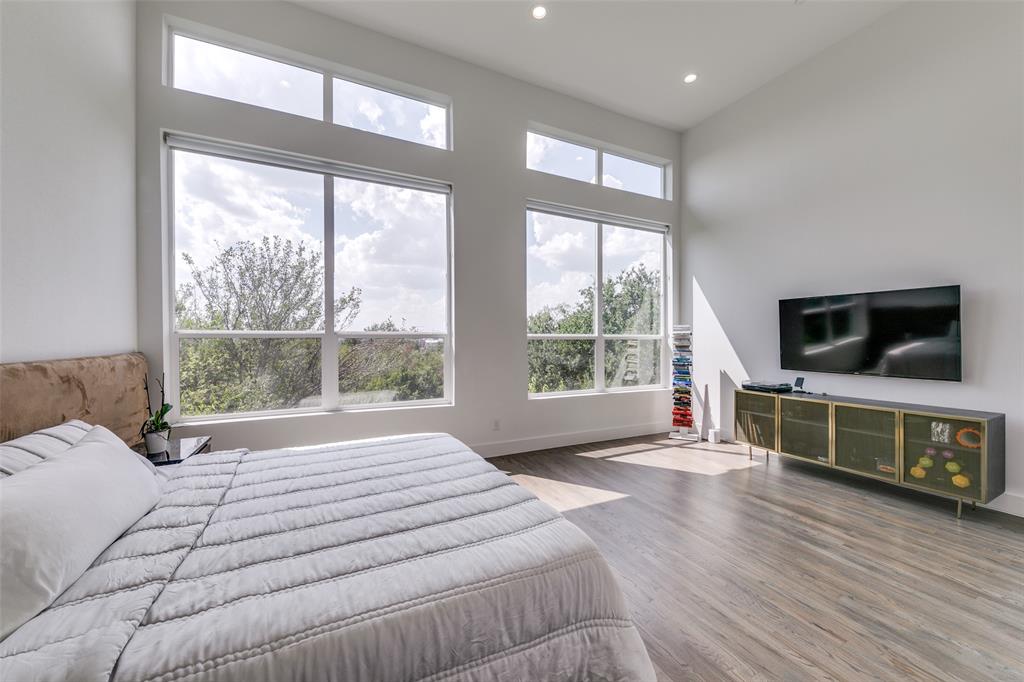 Lucas Raleigh Street - Residential Lease