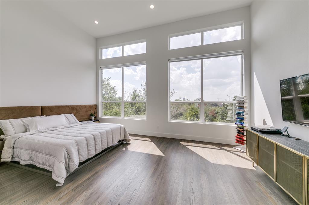 Lucas Raleigh Street - Residential Lease