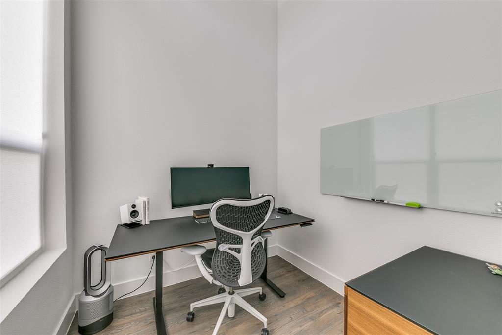 Lucas Raleigh Street - Residential Lease