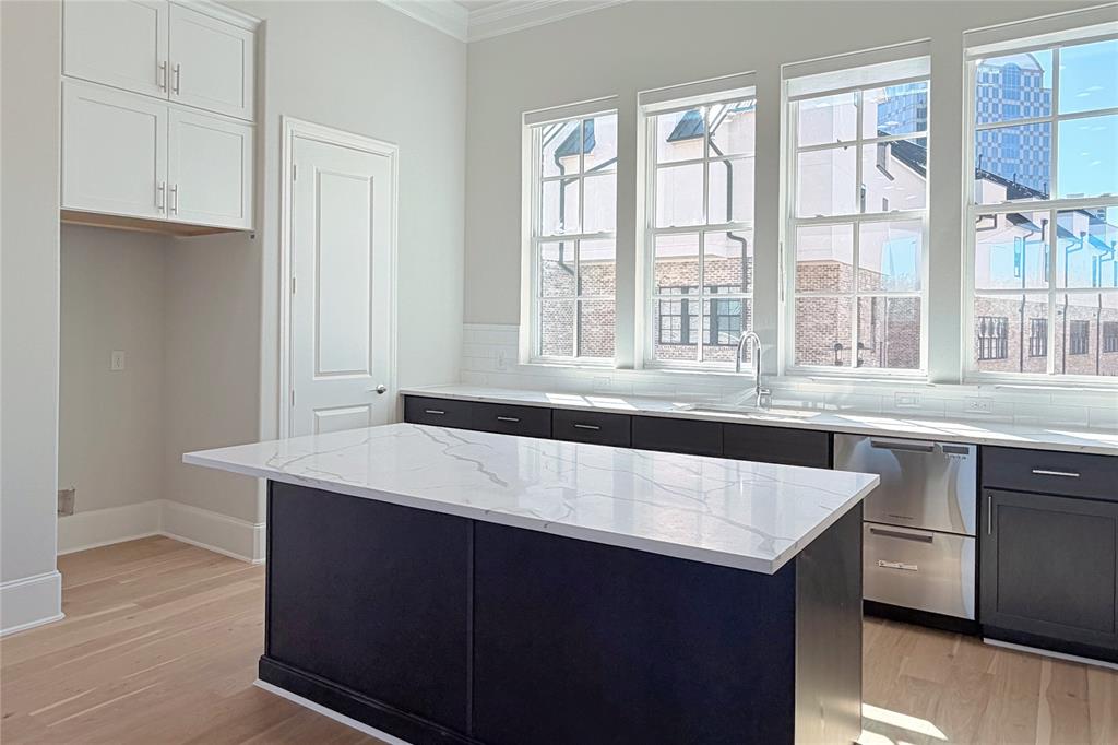 5448 Tomlinson Drive