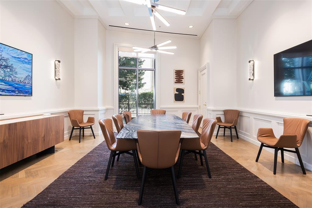 Tower & Regency Row Residence - Residential