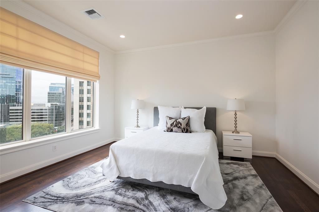 Tower & Regency Row Residence - Residential