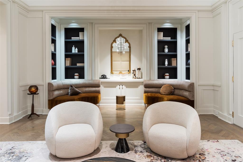 Tower & Regency Row Residence - Residential