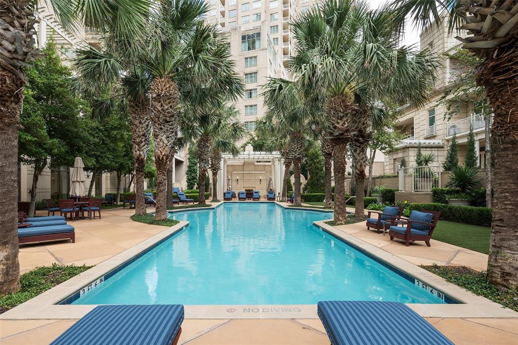 Tower & Regency Row Residence - Residential