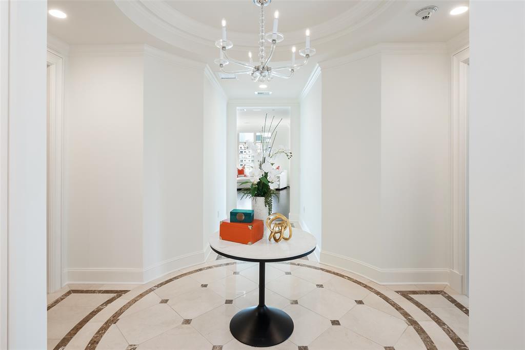 Tower & Regency Row Residence - Residential