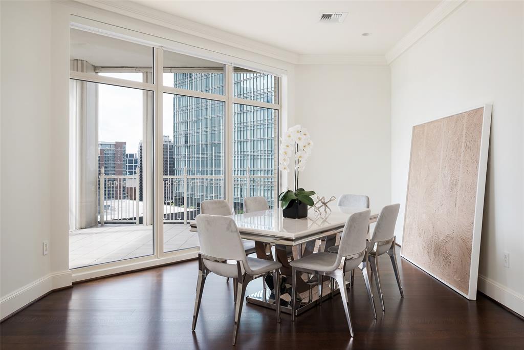 Tower & Regency Row Residence - Residential