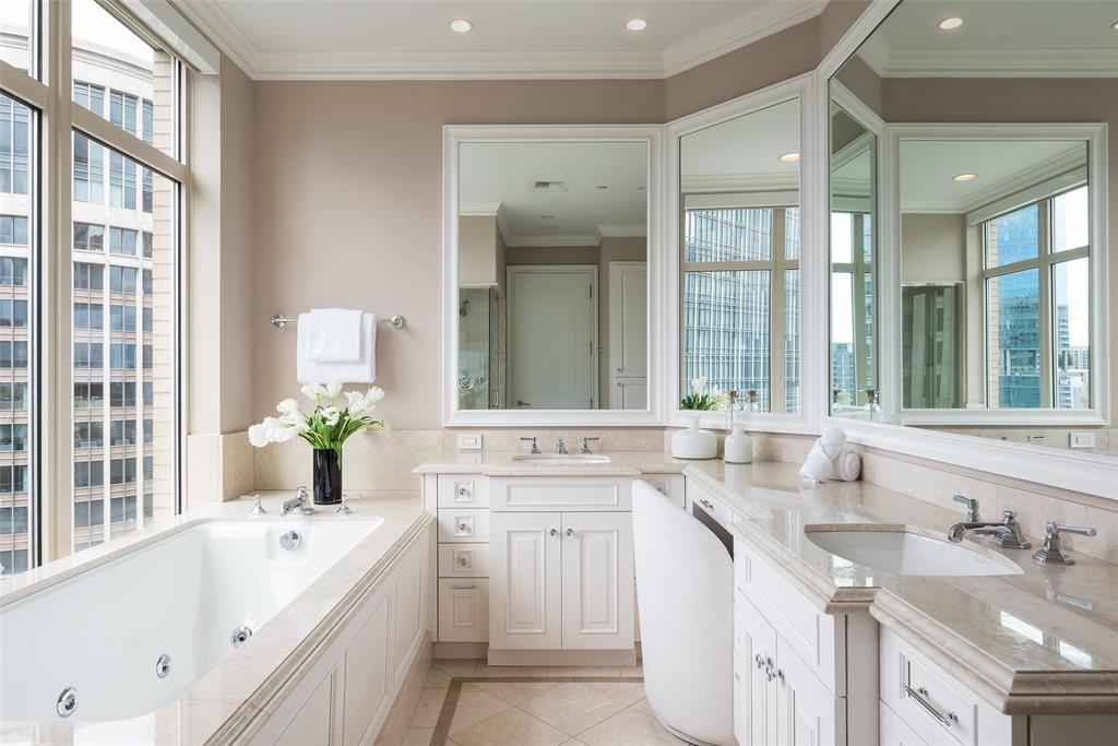 Tower & Regency Row Residence - Residential