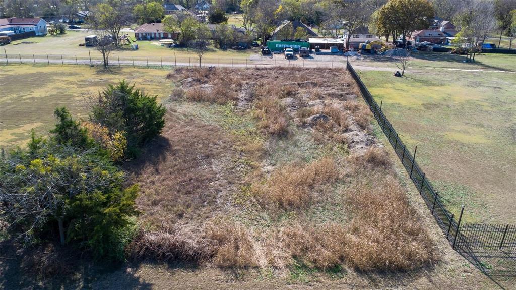 20 S Lancaster Hutchins Road