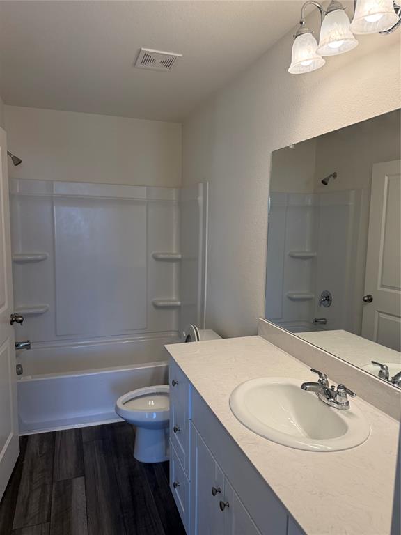 Monticello Park 3A - Residential Lease