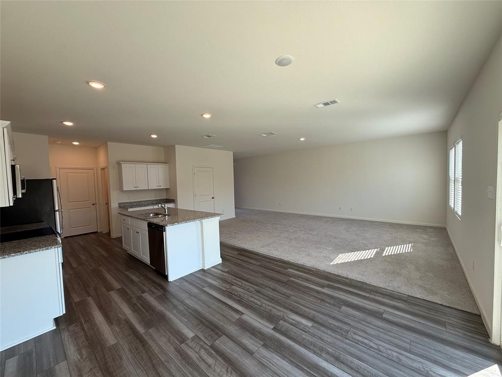 Monticello Park 3A - Residential Lease