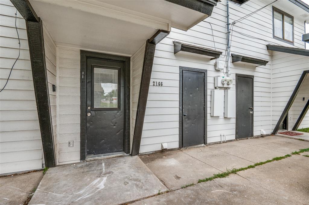 2166 E Arkansas Lane