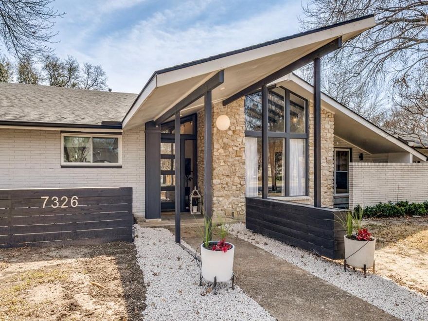 Stunning Updated Mid-Century Modern Showcase in North Dallas!
This exceptional 5-bedroom, 5-bath home sits on an oversized lot with a sparkling pool and private guest quarters, all with NO HOA. Open-concept living features two spacious living areas, elegant dining, and a grand primary suite with private sitting area. The chef’s kitchen boasts custom cabinetry and granite countertops, seamlessly flowing to the family room — ideal for entertaining.
Step outside to your backyard oasis with a newly re plastered spa — perfect for relaxation or summer gatherings.
Recent Upgrades: Roof (Dec 2025), Garage Gate Motor (2023), Primary Bedroom Flooring (2023), New Bedroom Carpets (Jan 2026), Granite & Marble Jack & Jill Bath, Marble Guest Bathroom, Spa Replastered.