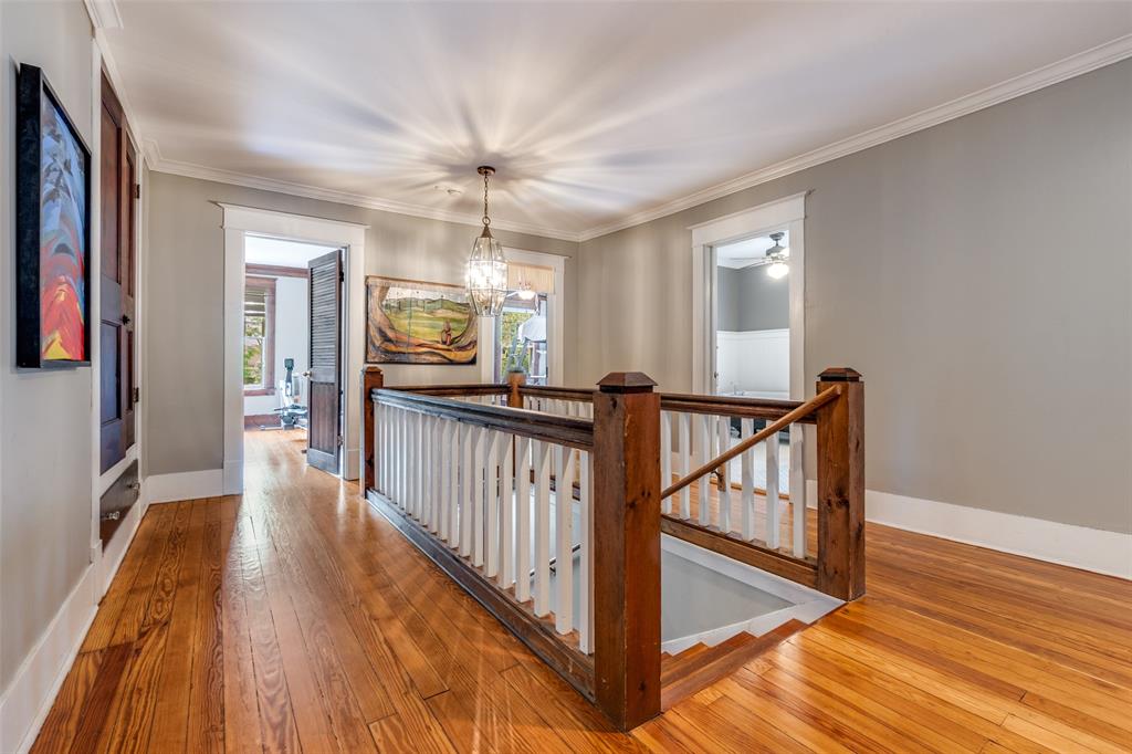 Munger Place - Residential